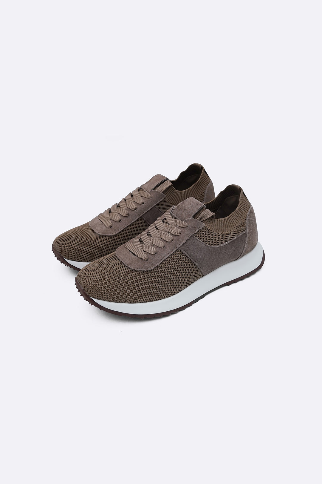 LACE-UP KNIT SNEAKERS