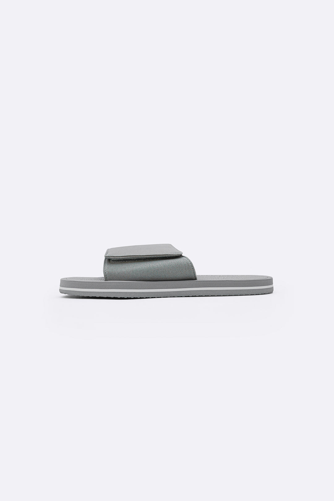 GREY LIGHT EVERYDAY SLIPPERS