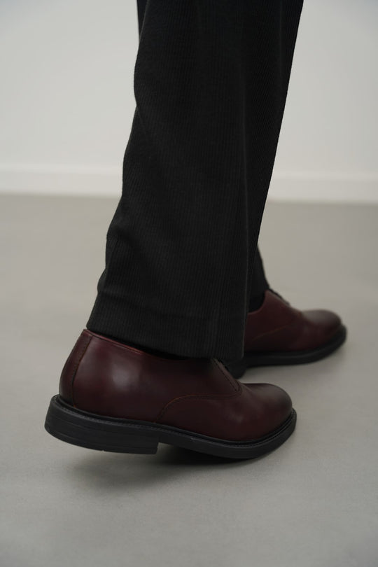 BURGUNDY LEATHER OXFORD SHOES