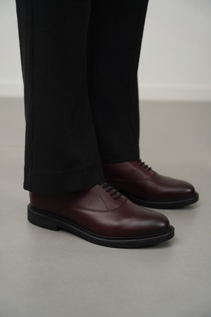 BURGUNDY LEATHER OXFORD SHOES