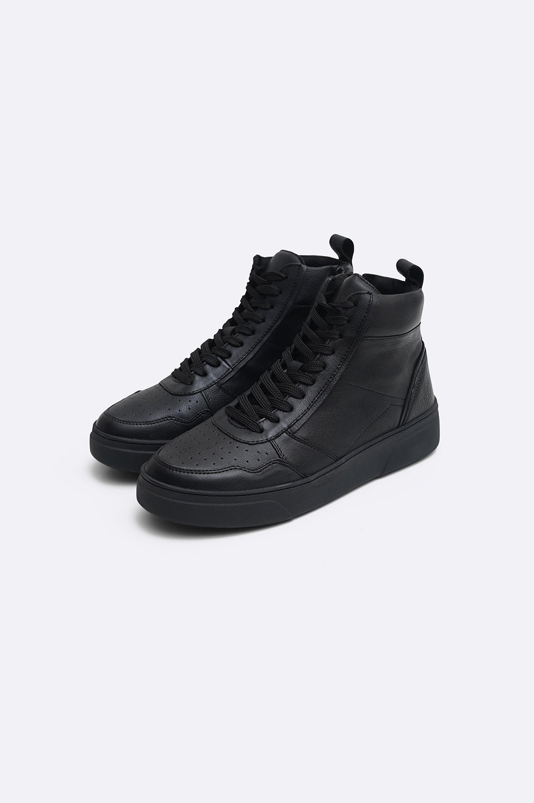 BLACK HIGH-TOP LEATHER SNEAKERS