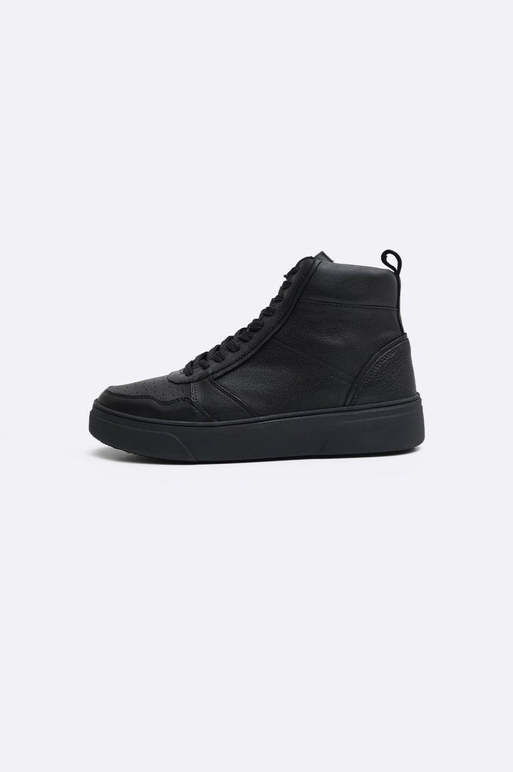BLACK HIGH-TOP LEATHER SNEAKERS