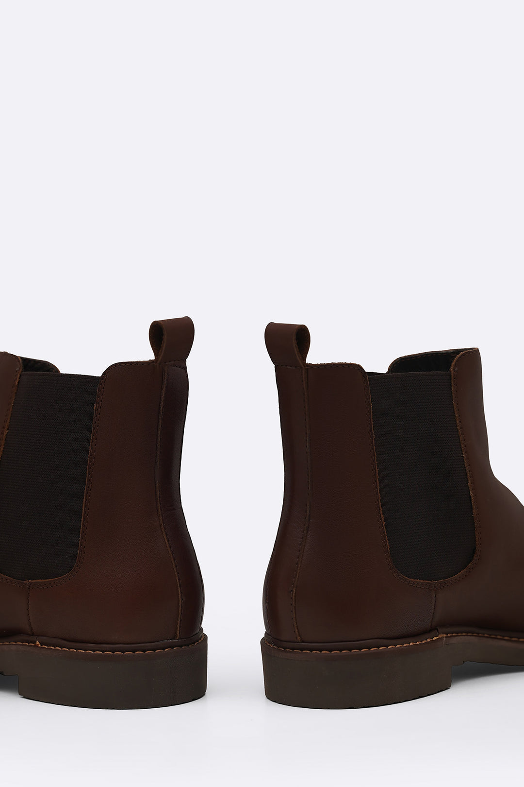 LEATHER CHELSEA BOOTS