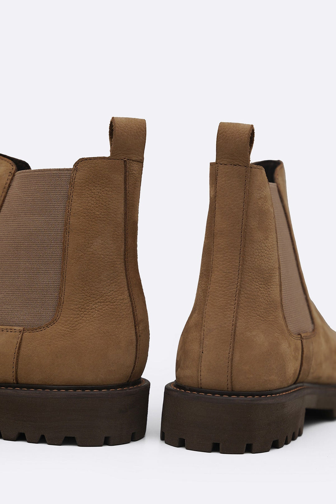 TAUPE LEATHER CHELSEA BOOTS