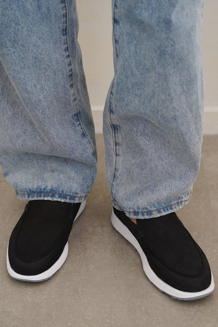 BLACK AIR LEATHER LOAFERS