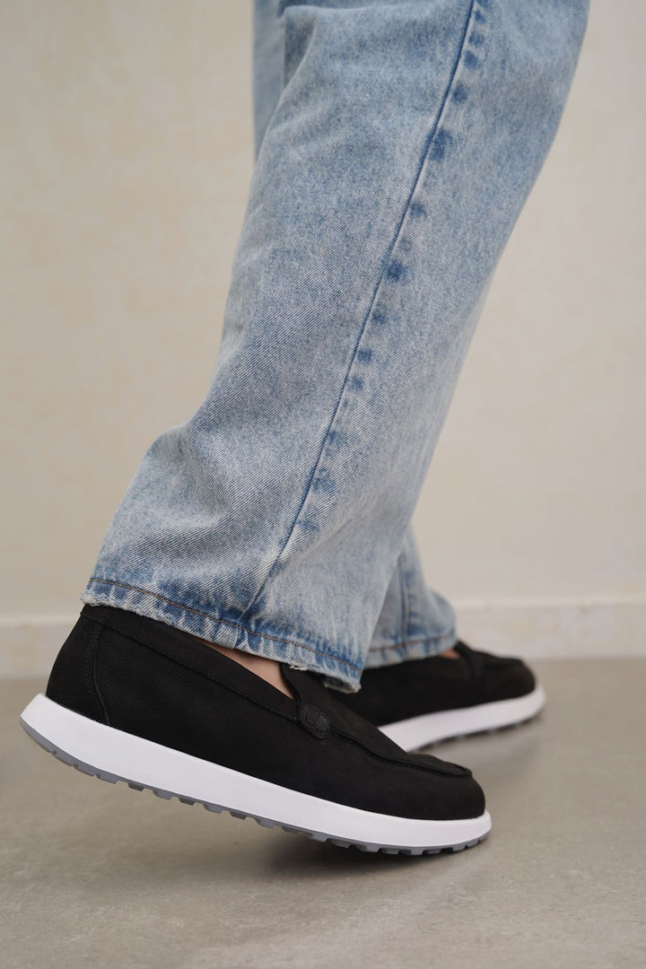 BLACK AIR LEATHER LOAFERS