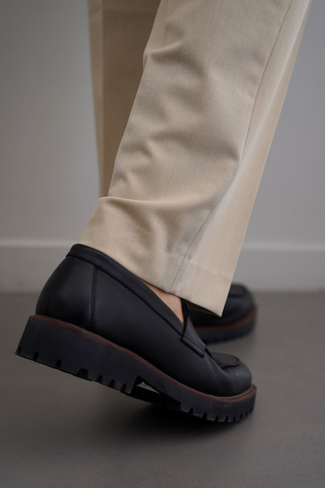 CHUNKY LEATHER LOAFERS