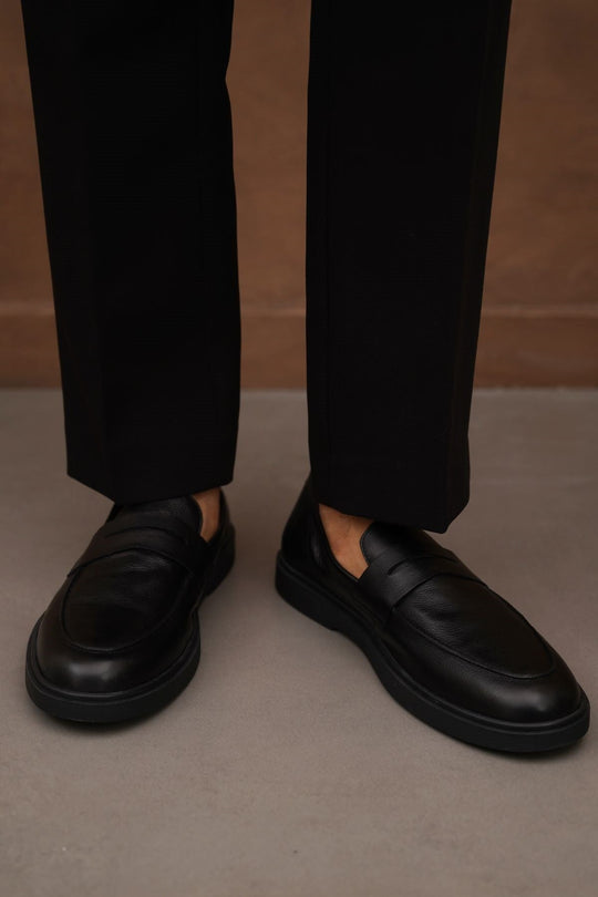 BLACK EVERYDAY LEATHER LOAFERS