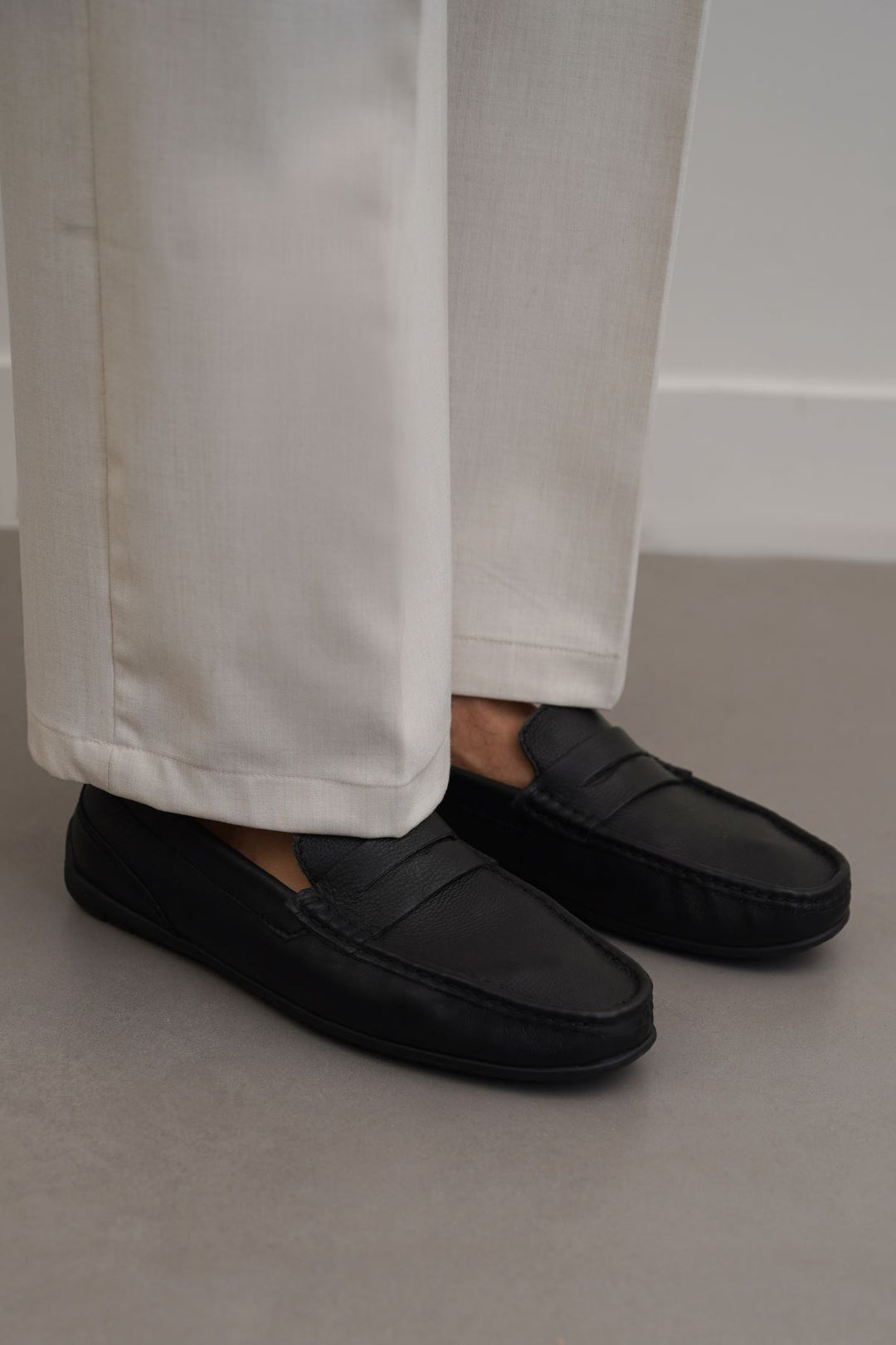 BLACK COMFORT REAL LEATHER MOCCASIN