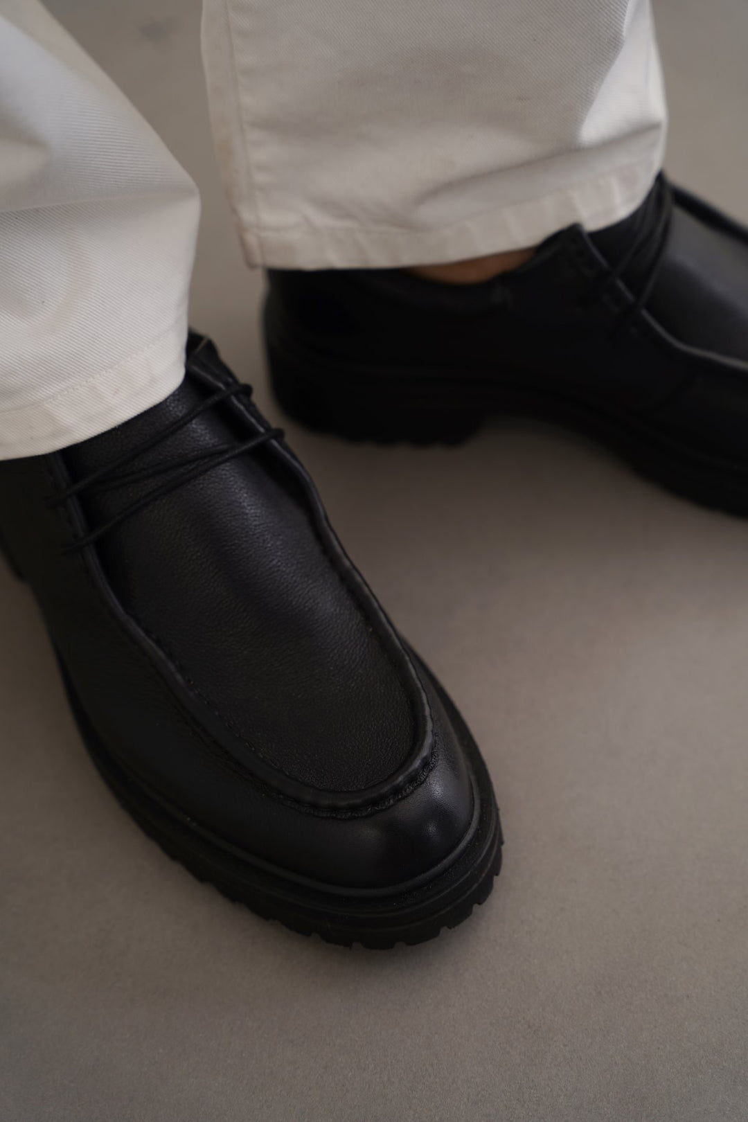 LEATHER MOC-TOE SHOES