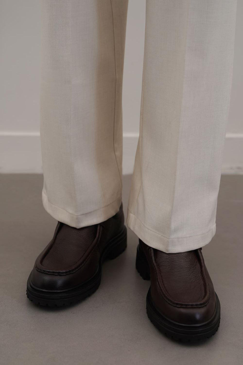 DARK BROWN LEATHER MOC TOE SHOES