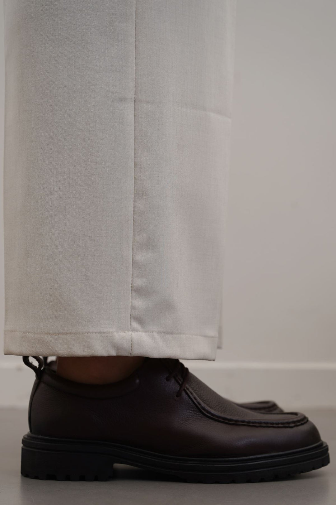 DARK BROWN LEATHER MOC TOE SHOES