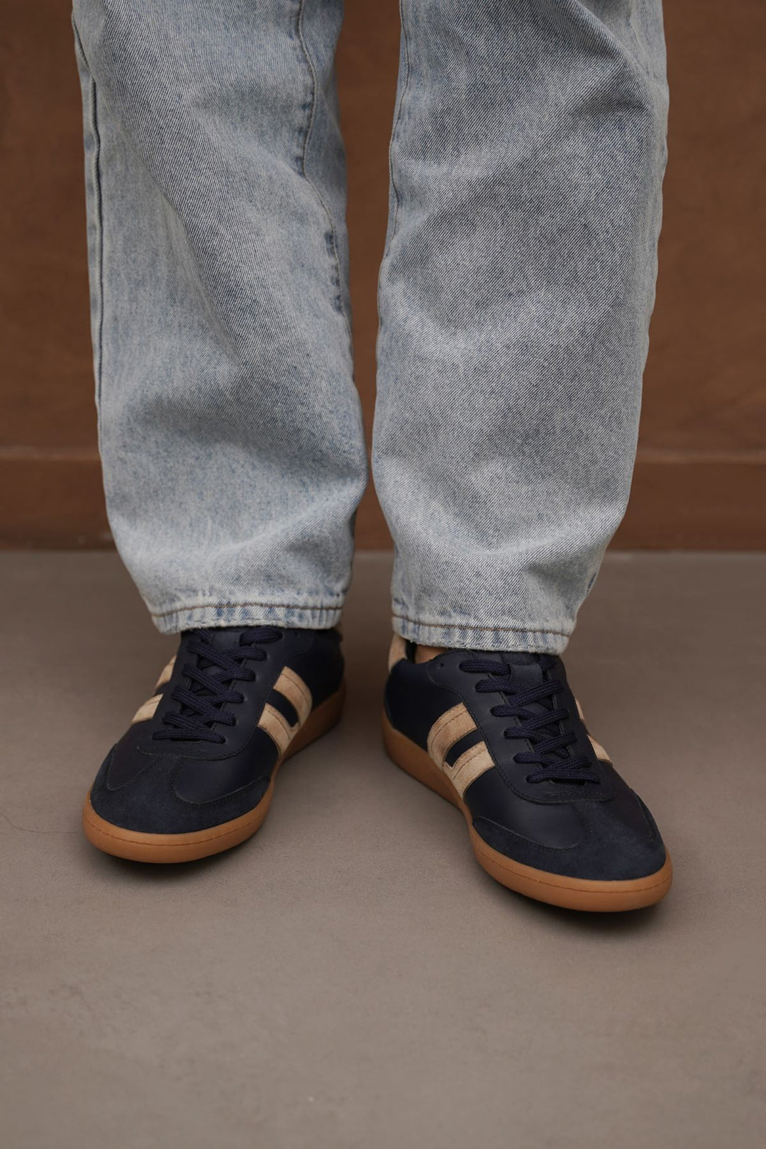STREET LEATHER SNEAKERS