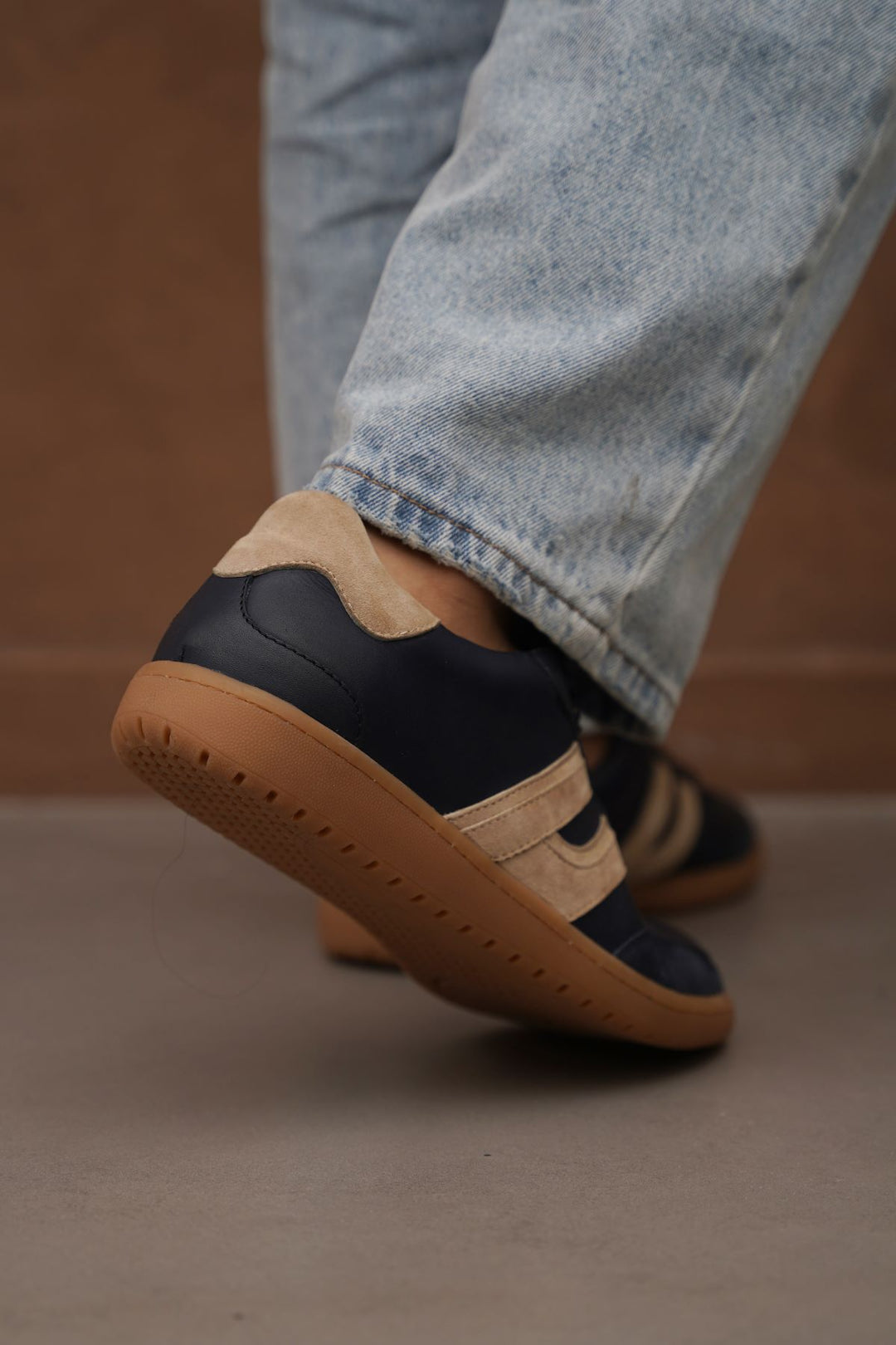 STREET LEATHER SNEAKERS