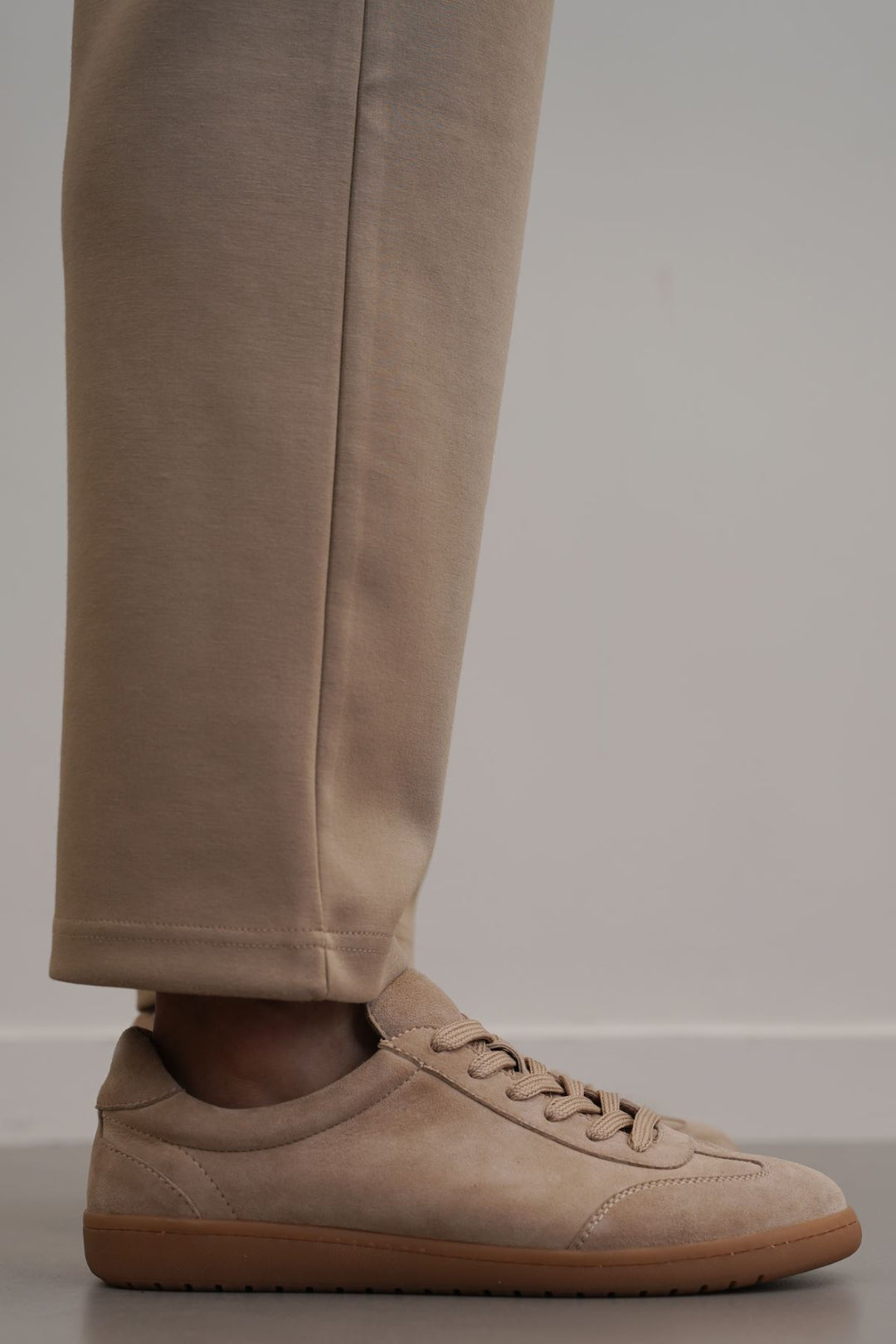 SAND STREET LEATHER SNEAKERS