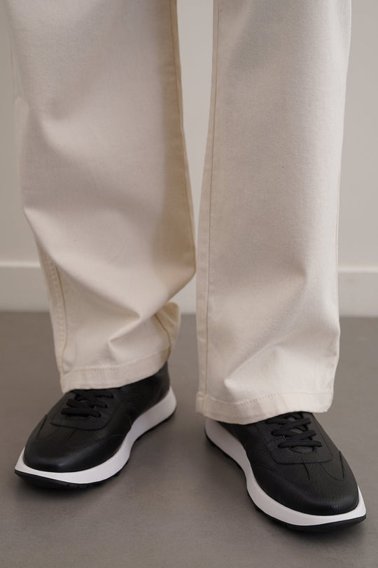 BLACK AIR LEATHER SNEAKERS