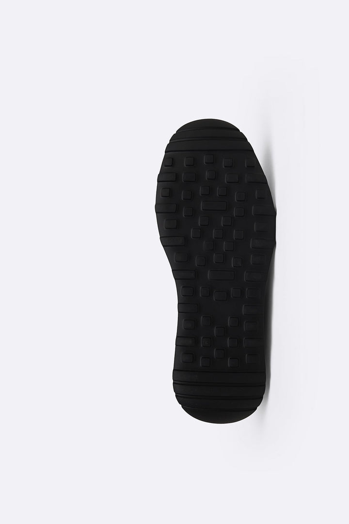 BLACK AIR LEATHER SNEAKERS