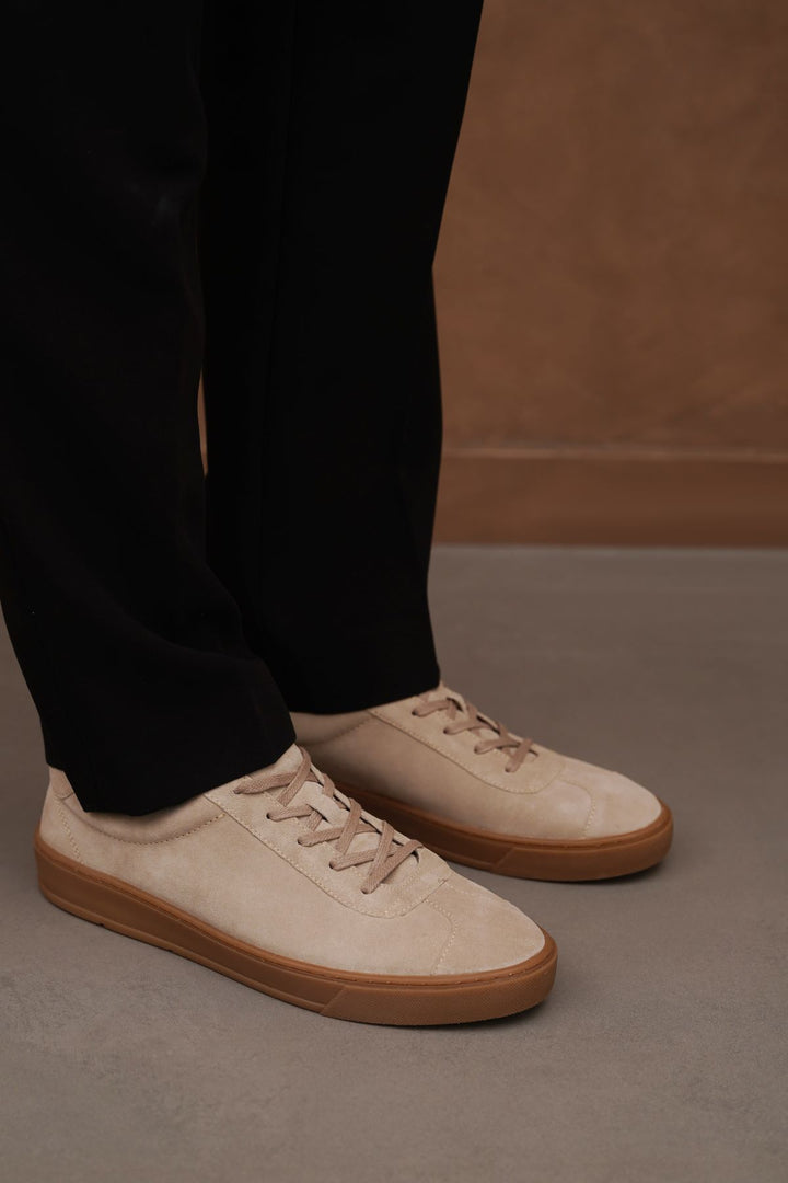 SAND LOW-TOP LEATHER SNEAKERS