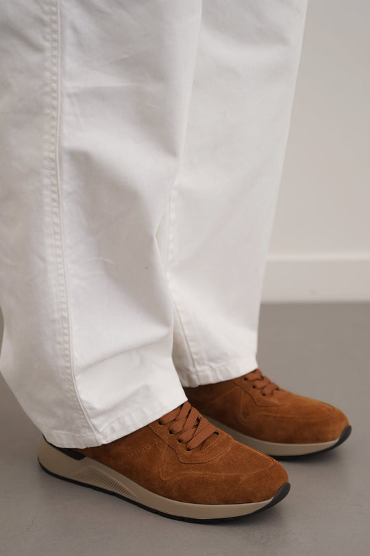 LACE-UP LEATHER SNEAKERS