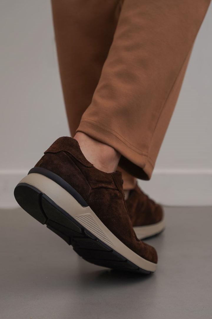 COFFEE LACE-UP LEATHER SNEAKERS