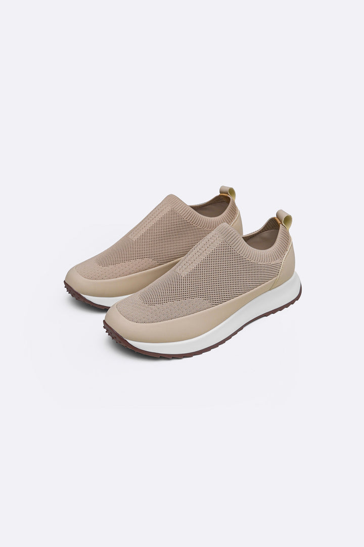 SAND SOCK-FIT CASUAL SNEAKERS