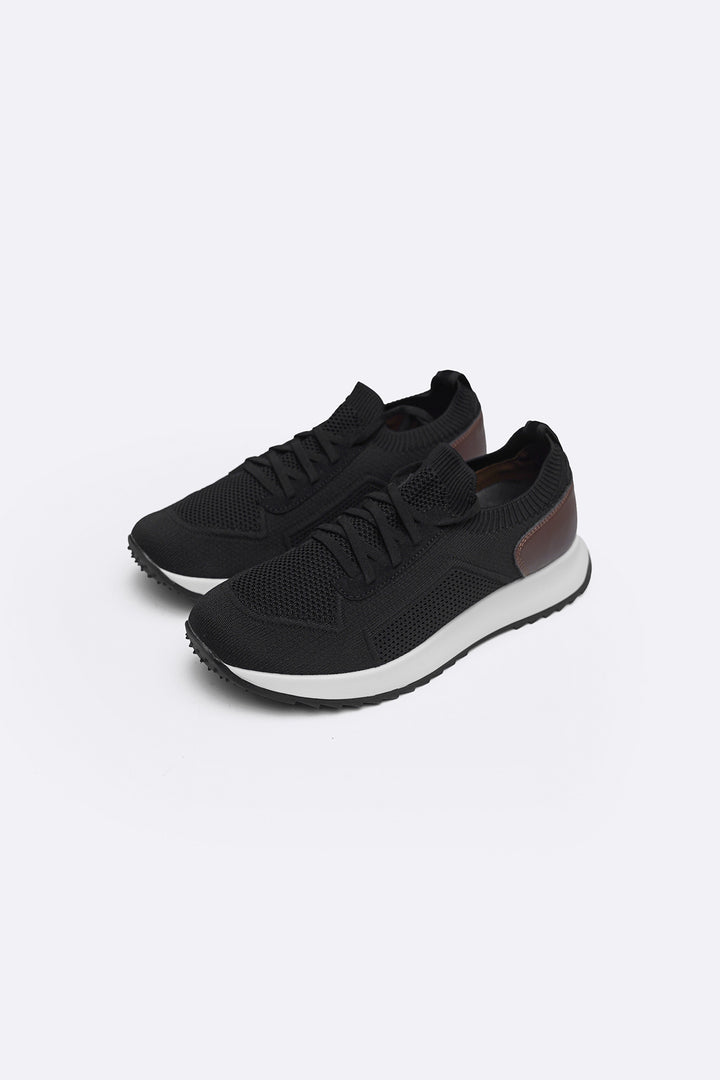 BLACK LACE-UP KNIT SNEAKERS