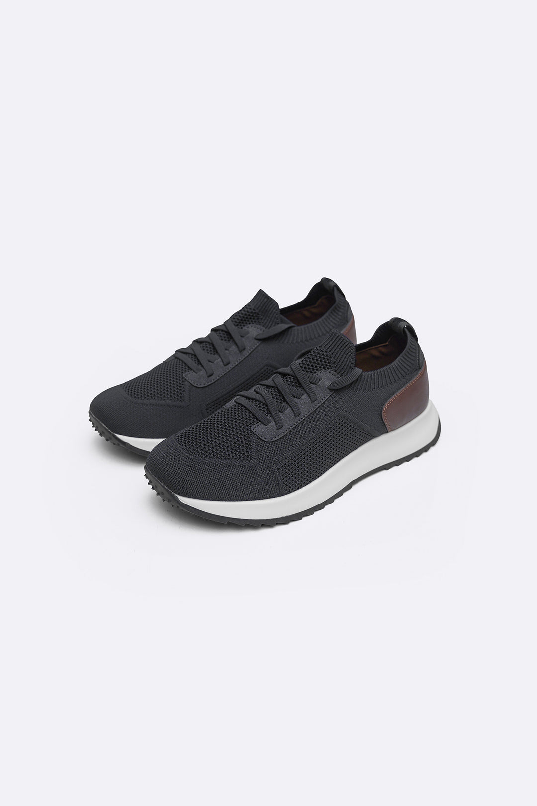 NAVY LACE-UP KNIT SNEAKERS