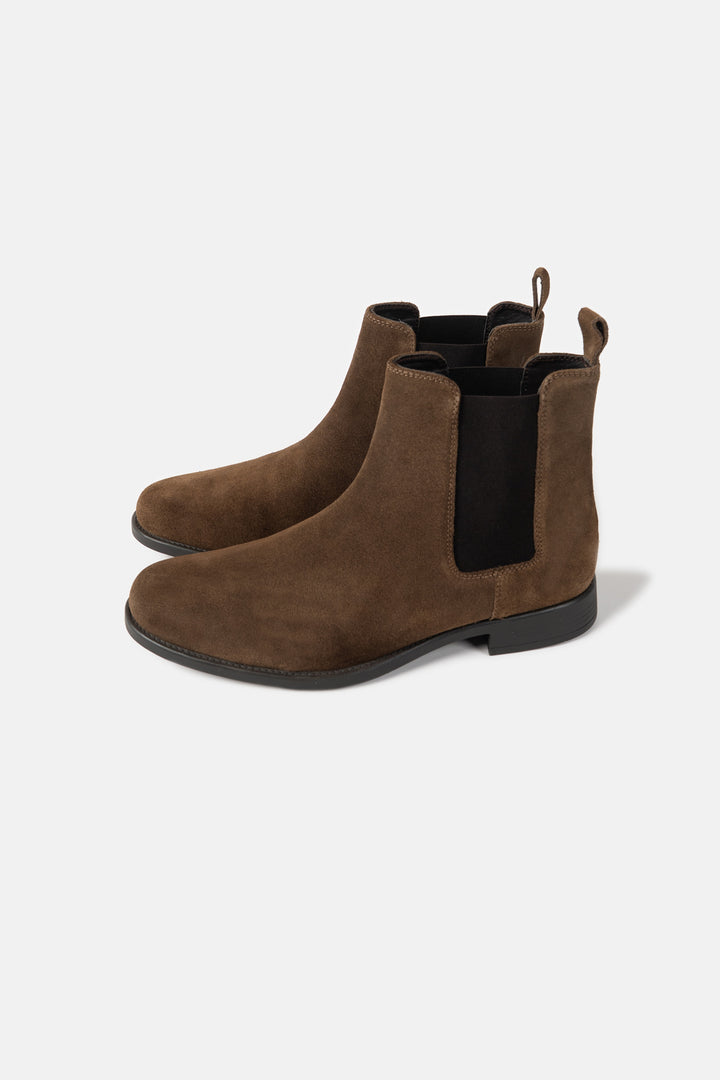 SLEEK SUEDE CHELSEAS