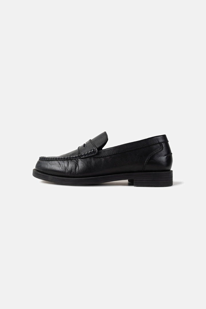 LEATHER PENNY LOAFERS