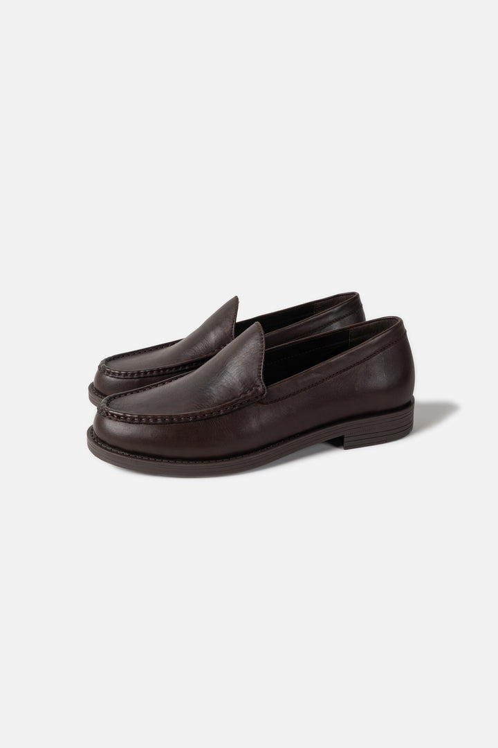 LEATHER SLIP-ON LOAFERS