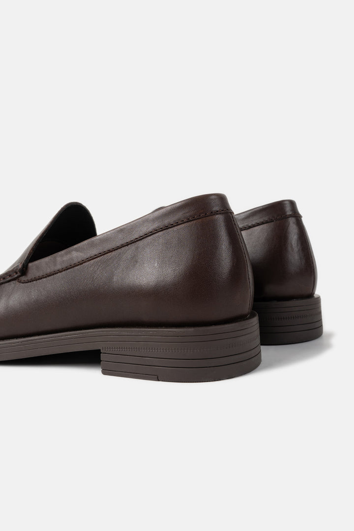 LEATHER SLIP-ON LOAFERS
