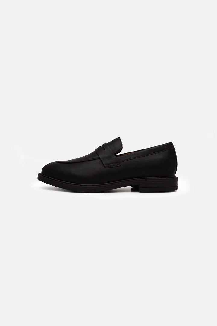 BLACK LEATHER PENNY LOAFERS