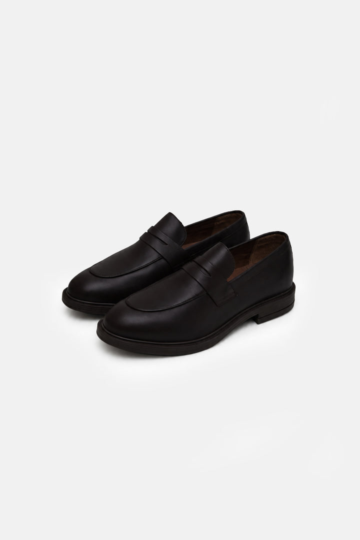 BLACK LEATHER PENNY LOAFERS