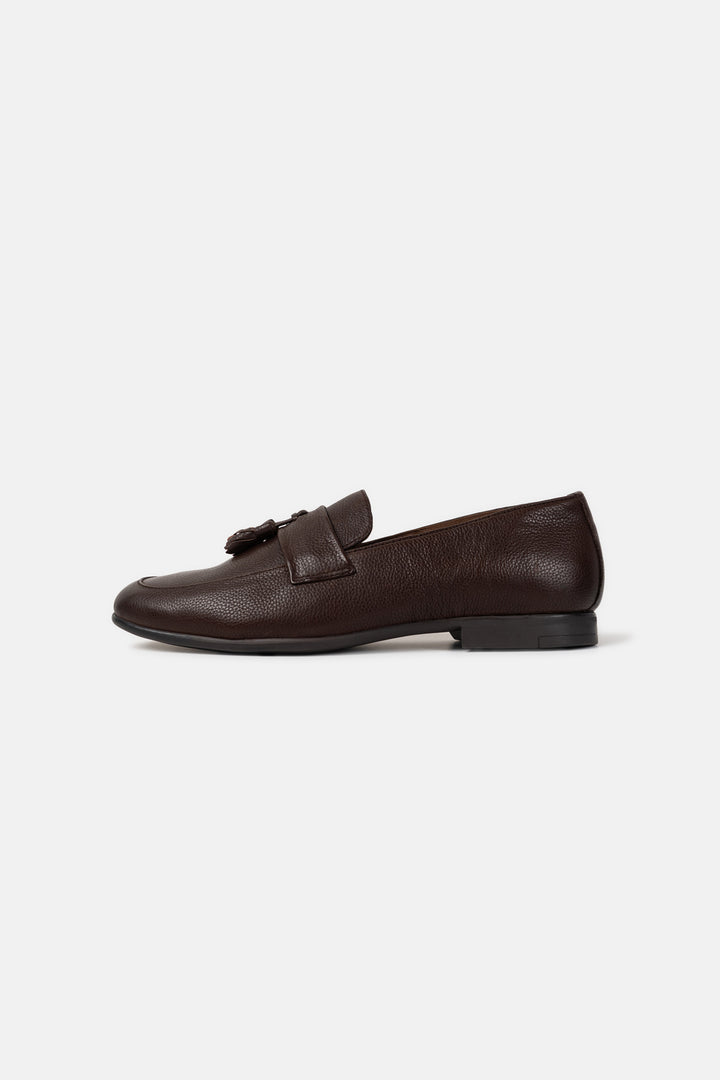 TASSELED LEATHER LOAFERS