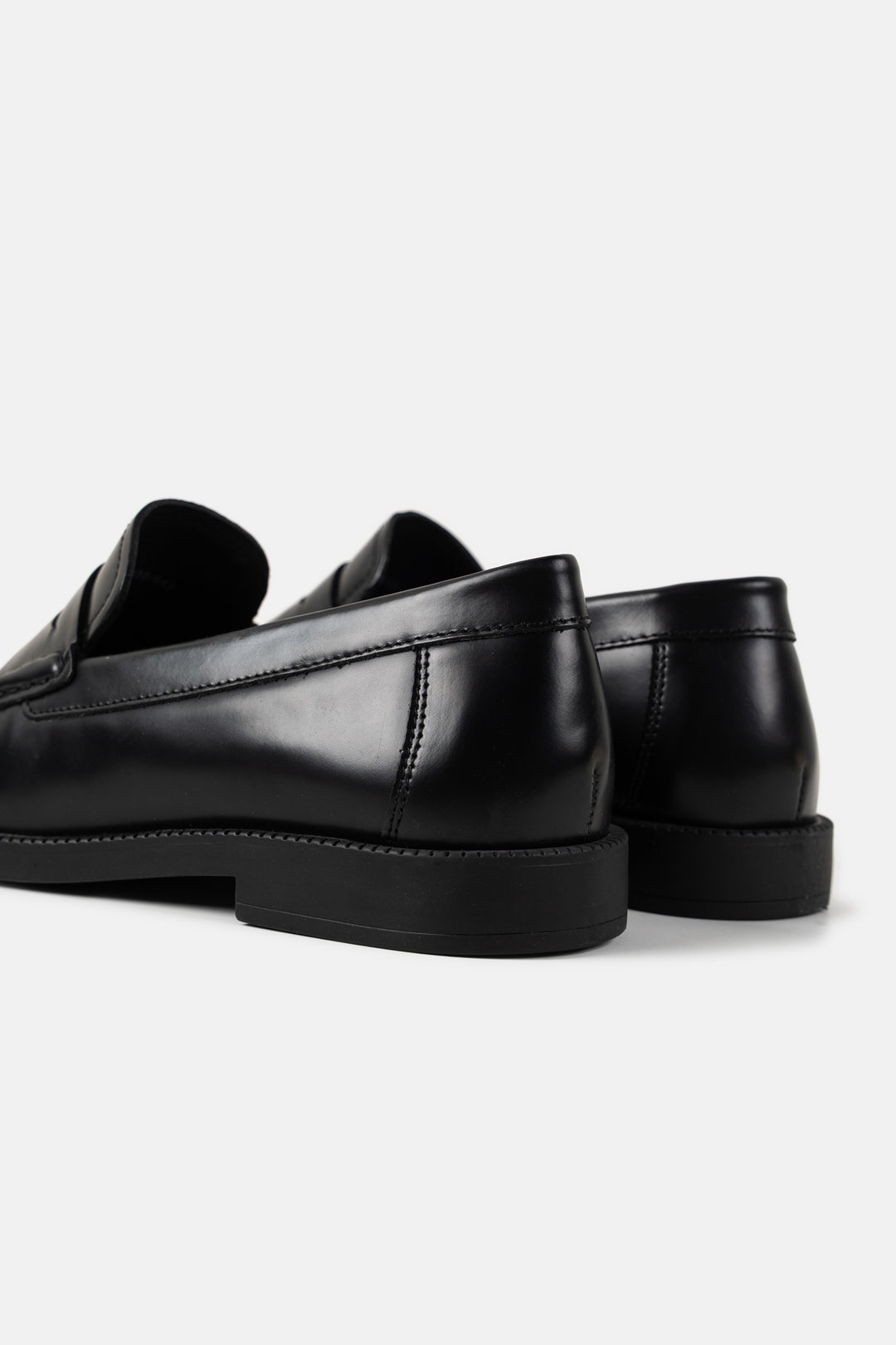 90s CLASSIC PENNY LOAFERS