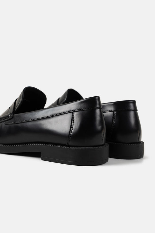 90s CLASSIC PENNY LOAFERS