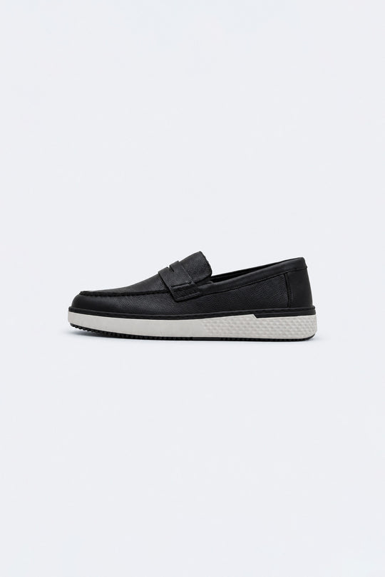 CONTEMPORARY LOAFERS