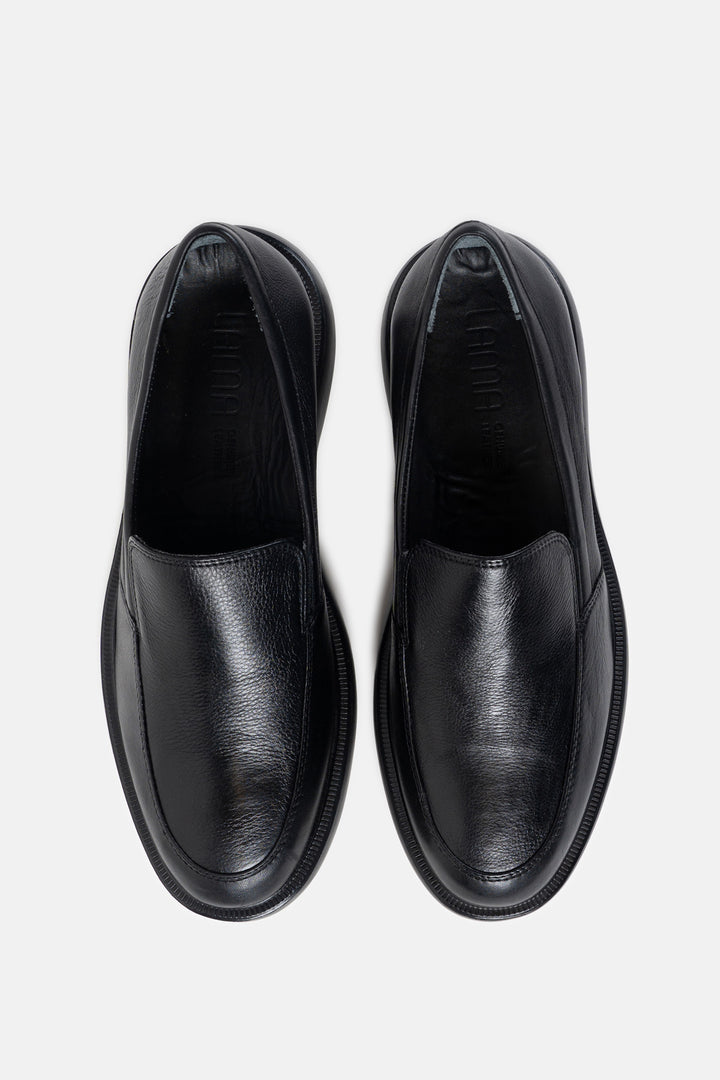 GRAINED LEATHER LOAFERS