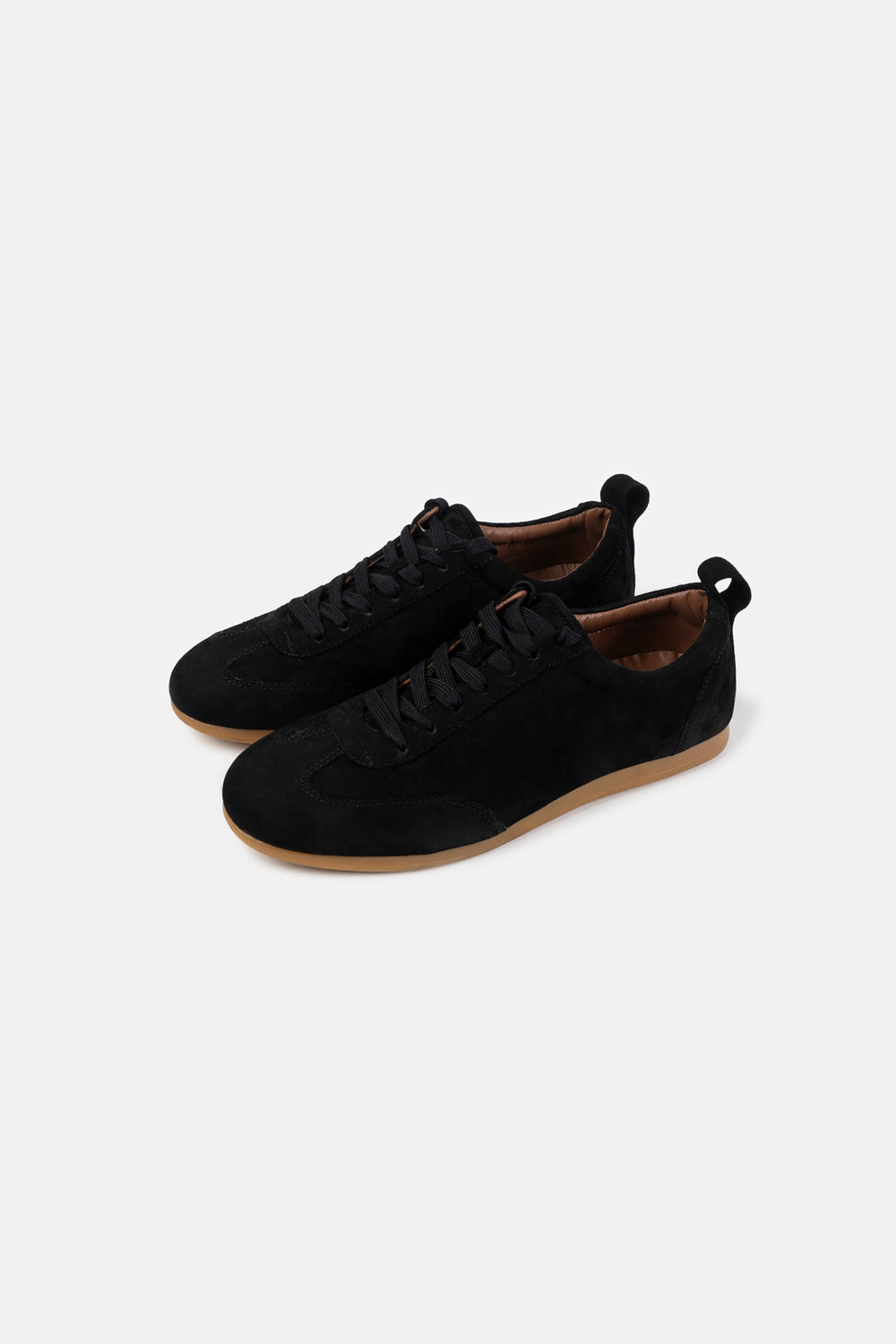 BLACK LOW-TOP SUEDE SNEAKERS