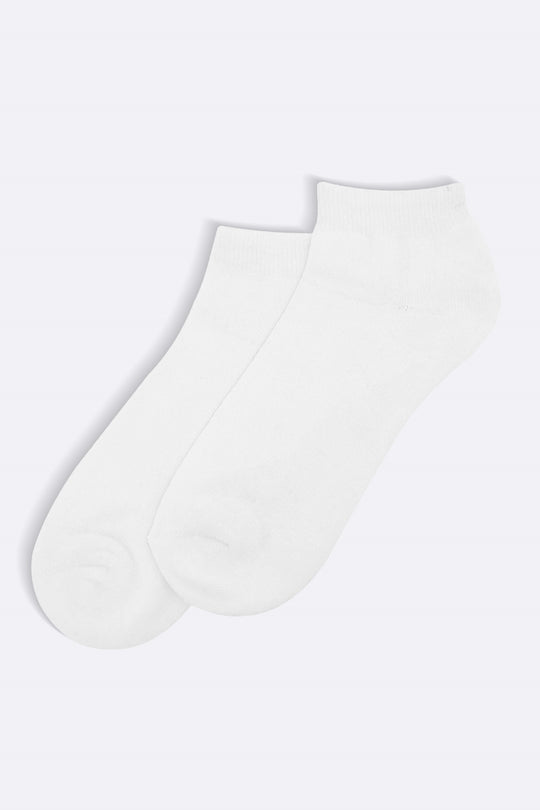 WHITE ANKLE SOCKS