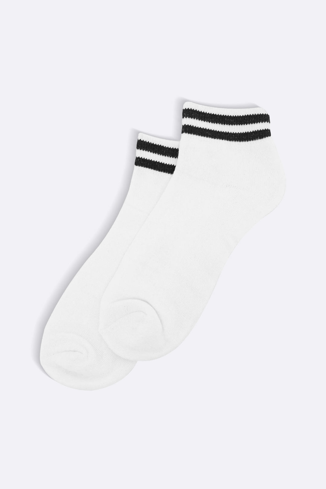WHITE SPORTS SOCKS