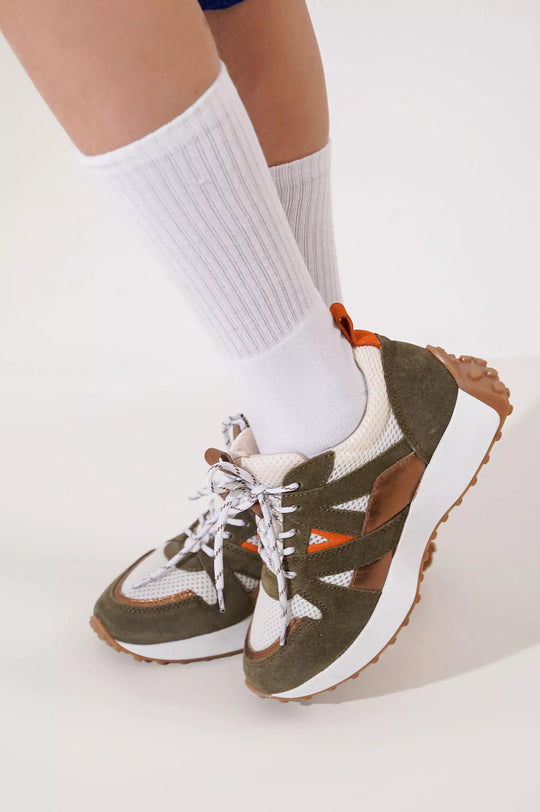 WHITE MERCERIZED HIGH SOCKS