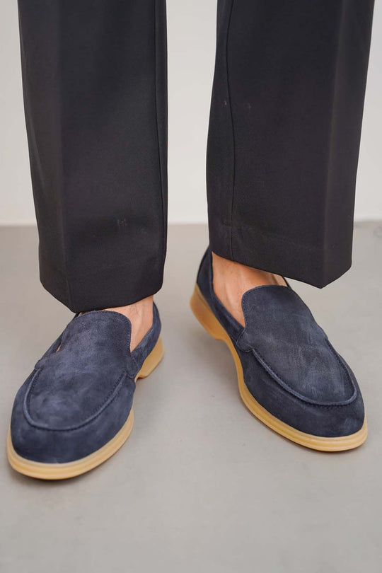 NAVY COMFORTABLE LEATHER LOAFERS