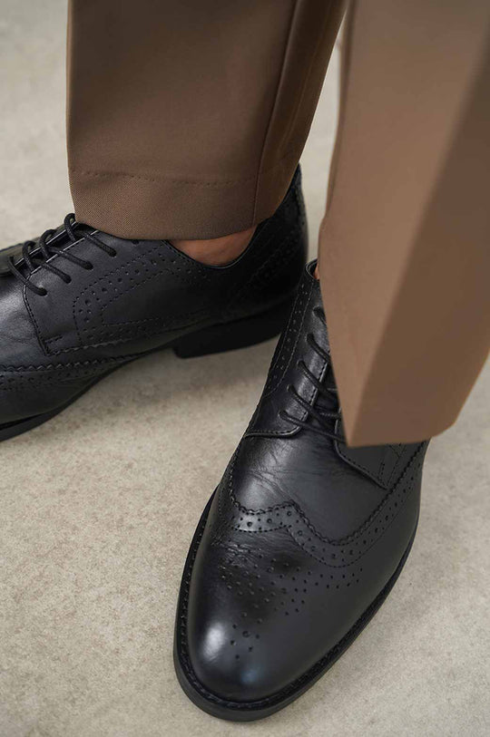 BLACK FORMAL LEATHER BROGUES