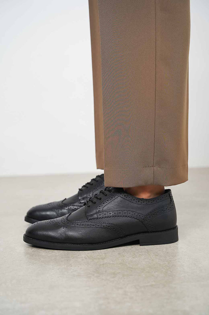 BLACK FORMAL LEATHER BROGUES