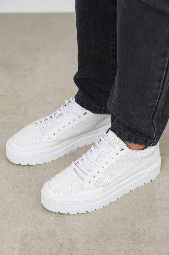 WHITE TEXTURED LEATHER SNEAKERS