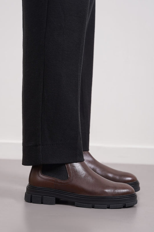 DARK BROWN CHUNKY LEATHER BOOTS