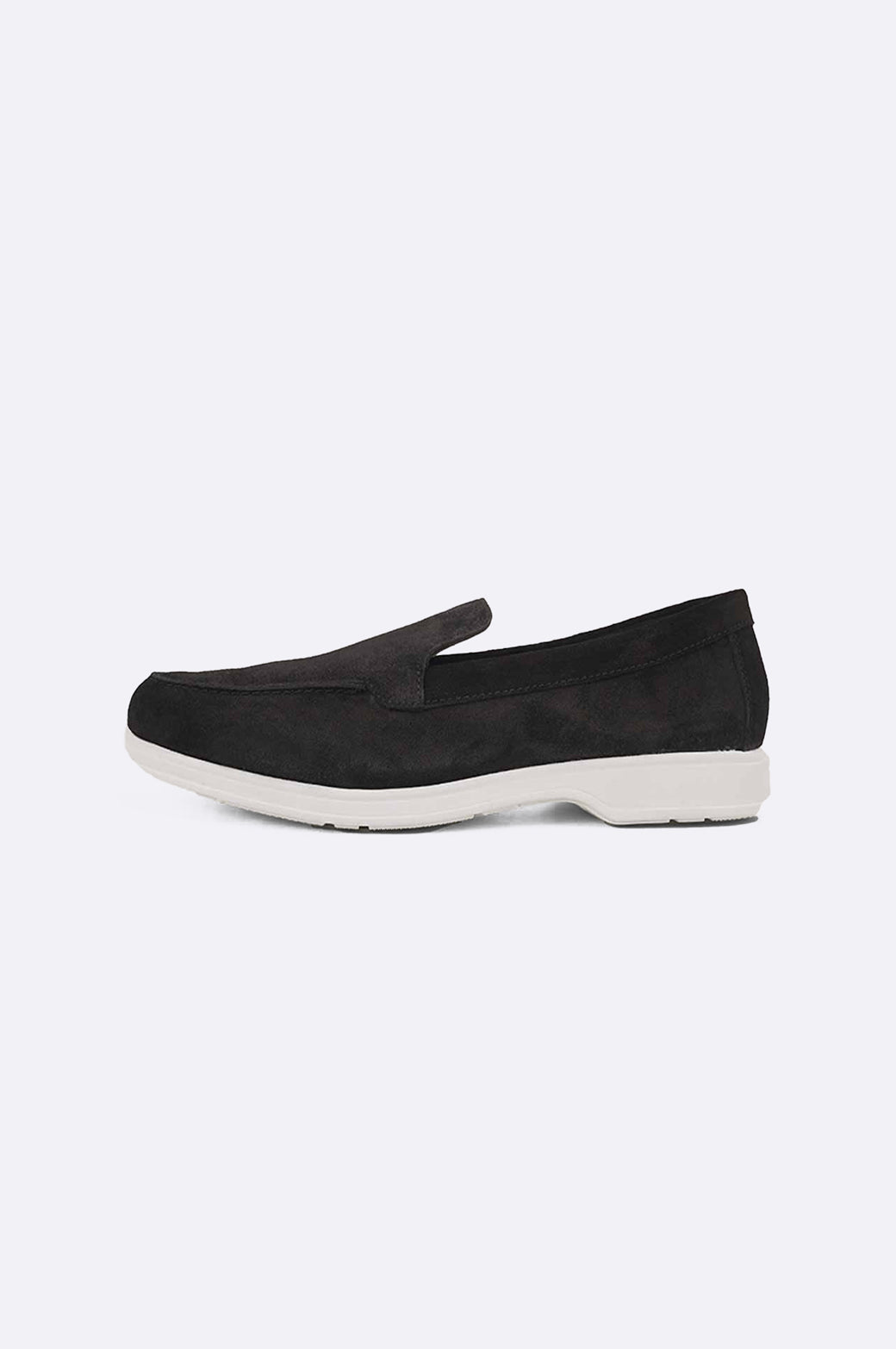 BLACK ESSENTIAL LEATHER LOAFERS