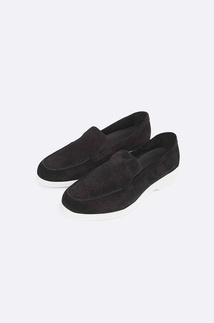 BLACK ESSENTIAL LEATHER LOAFERS