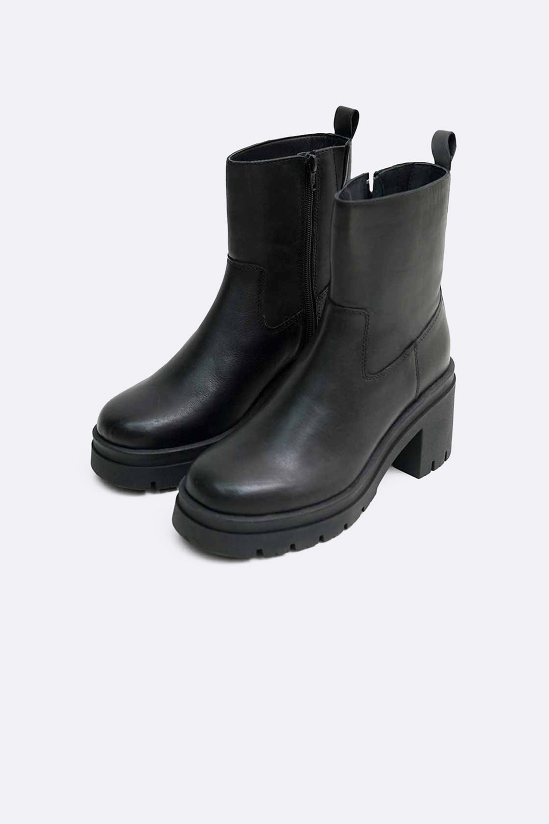 LEATHER PLATFORM BOOTS